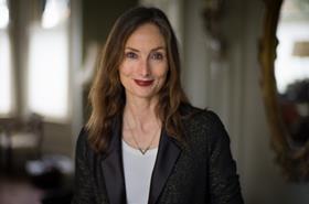Karen Dobres
