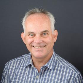 Peter Abrahamsen Headshot