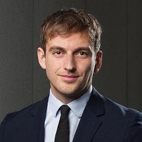 Francis Bond Headshot
