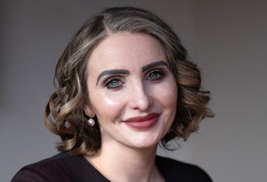 Caro Robson Headshot